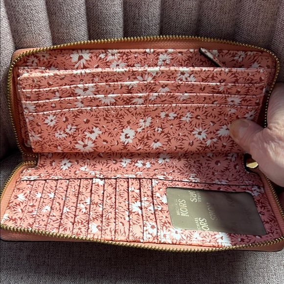 Michael Kors Blush Pink Clutch - Picture 2 of 2